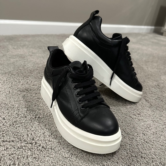 Zara black platform sneakers NWOT - Picture 1 of 2